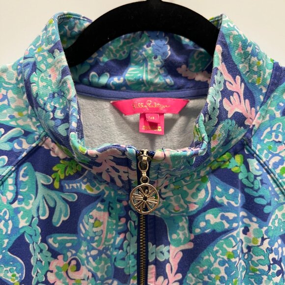 Lilly Pulitzer UPF 50+ Skipper Popover Corsica Blue Turtle Villa - Picture 2 of 5